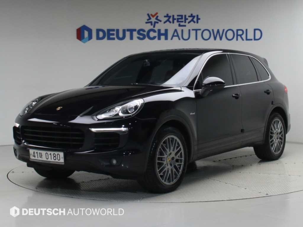 포르쉐 카이엔 3.0 디젤 사진