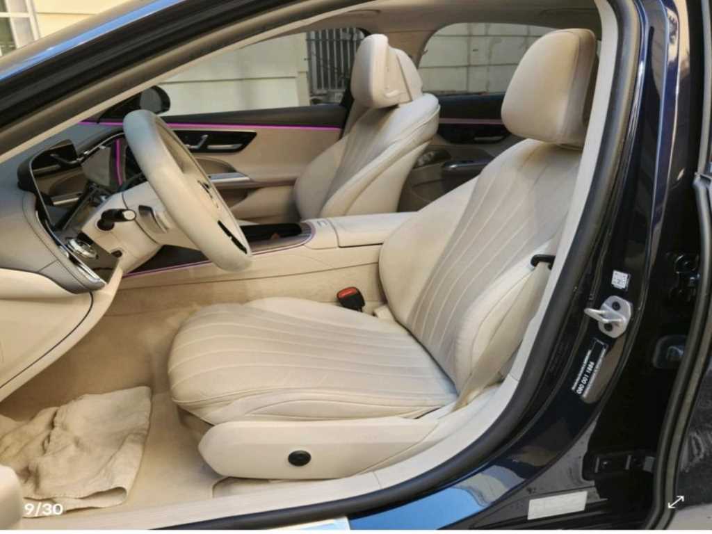 벤츠 E 클래스 E300 4MATIC 익스클루시브 사진 2/6