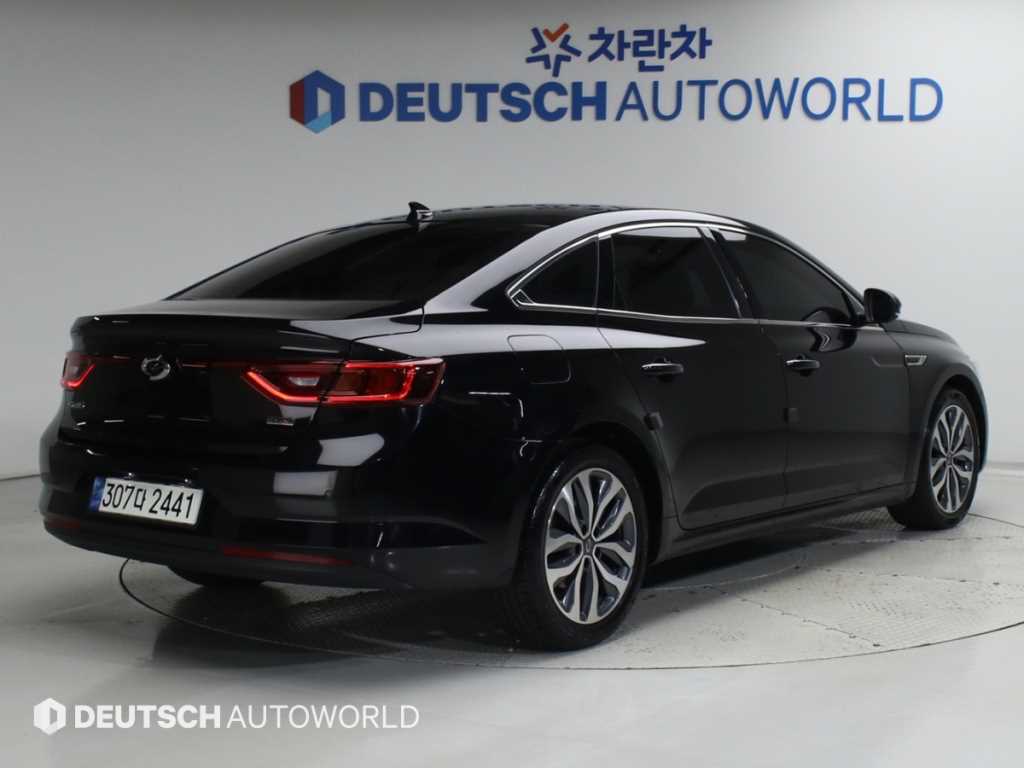 르노코리아 SM6 가솔린 2.0 GDe PE 사진 2/20