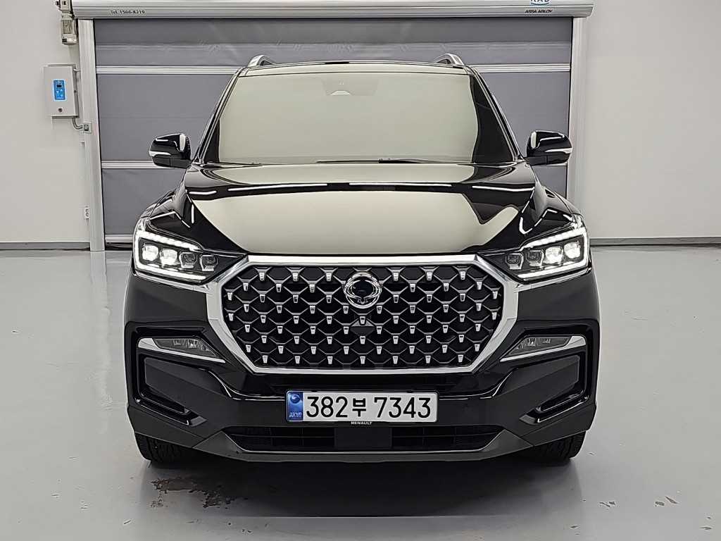 KGM 렉스턴 디젤 2.2 4WD 프레스티지 사진 2/19