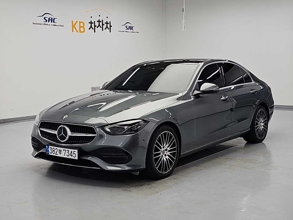 벤츠 C 클래스 C300 4MATIC 아방가르드 사진