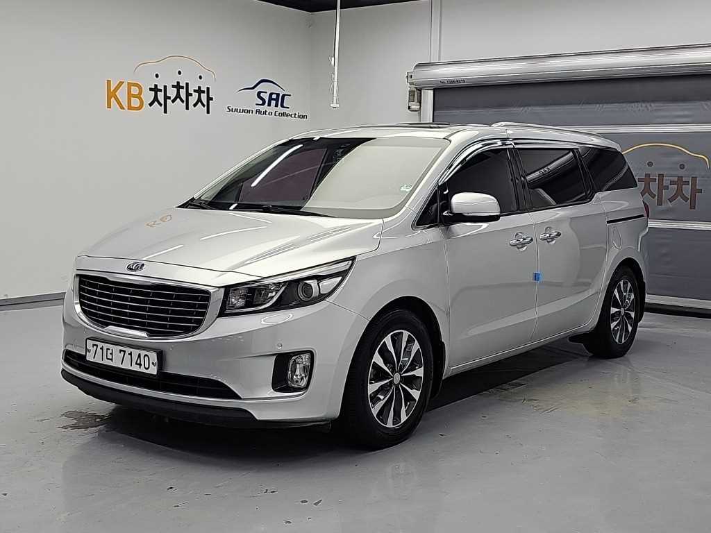 기아 카니발 디젤 11인승 프레스티지 사진