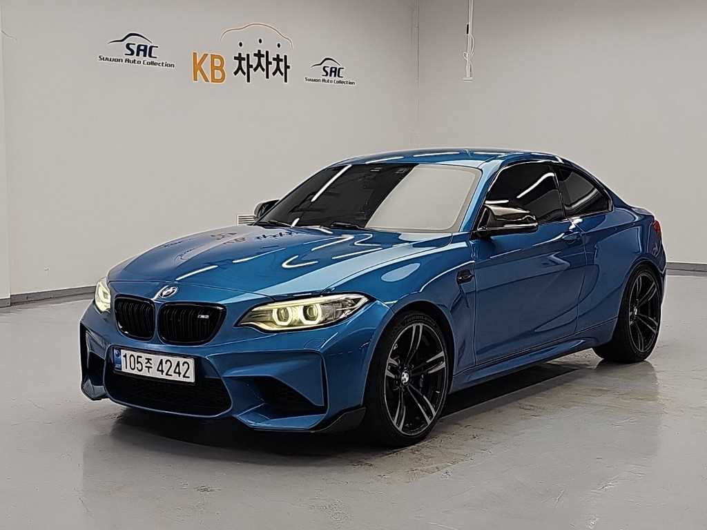 BMW 2시리즈 쿠페 M 퍼포먼스 스티어링 휠 에디션 사진