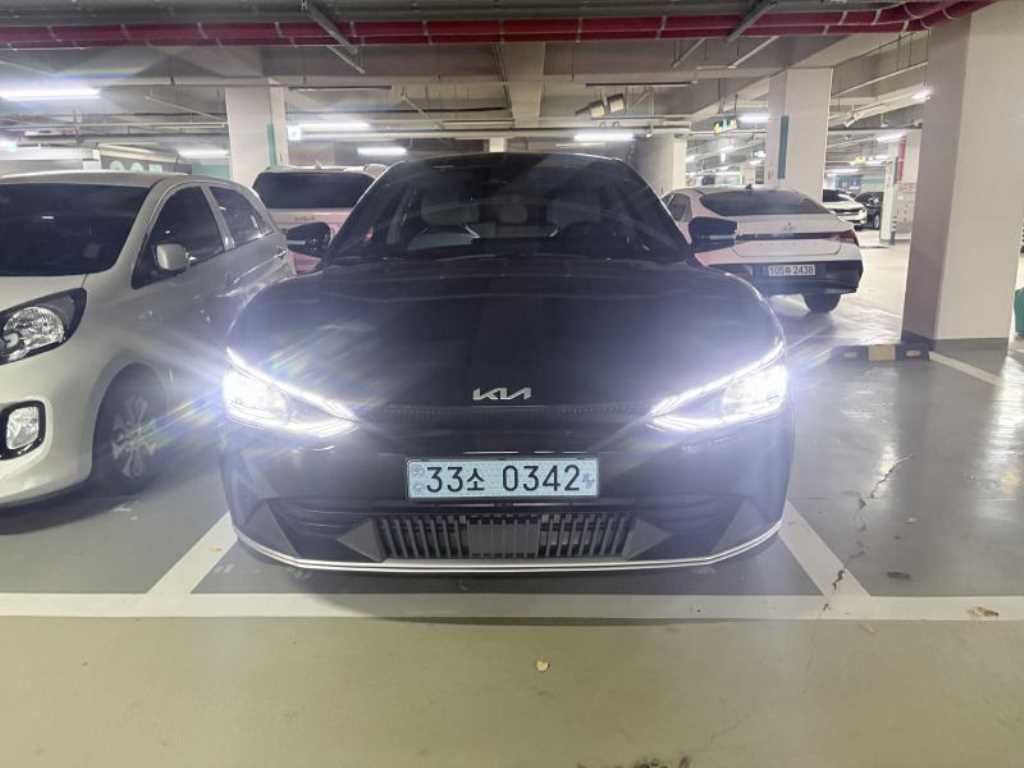 기아 EV6 롱레인지 에어 사진