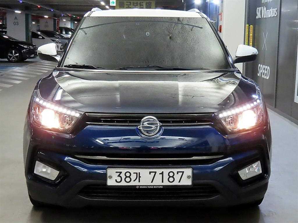 KGM 티볼리 2WD 디젤 VX 사진 2/17