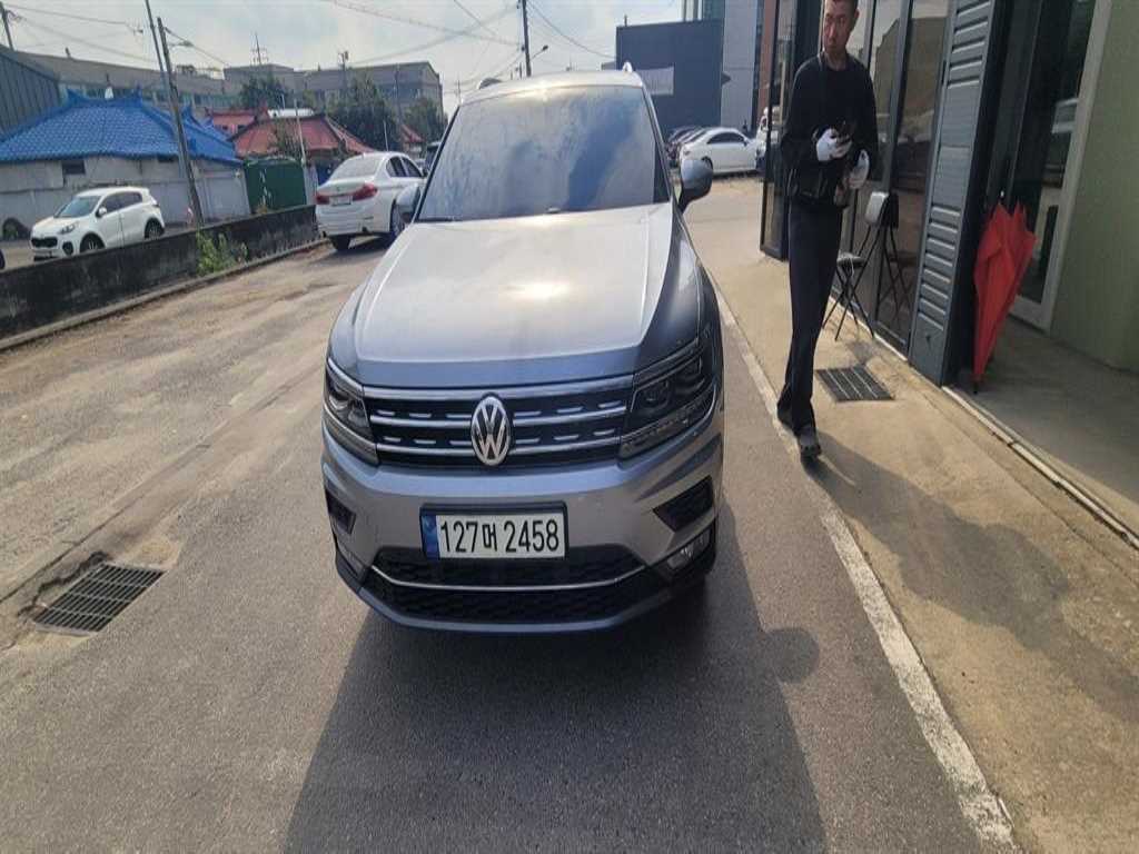 폭스바겐 티구안 2.0 TDI 프레스티지 사진