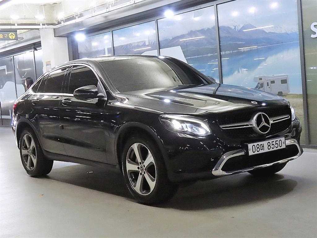 벤츠 GLC 클래스 GLC 300 4MATIC 쿠페 사진
