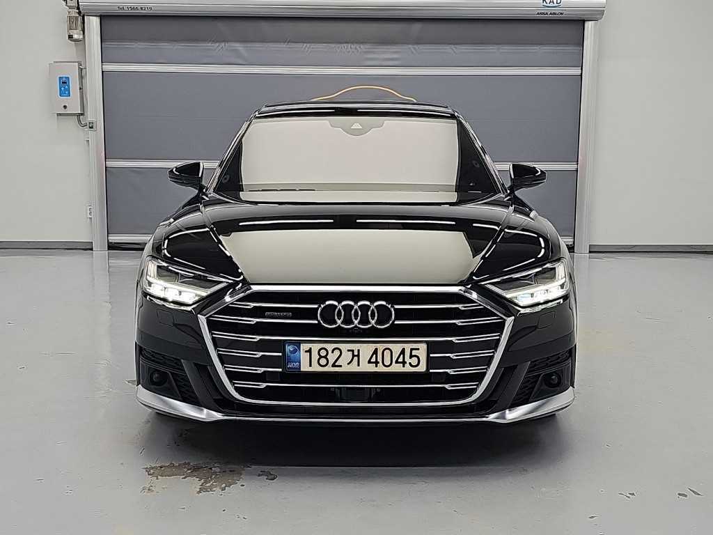 아우디 A8 55 TFSI 콰트로 LWB 사진 2/19