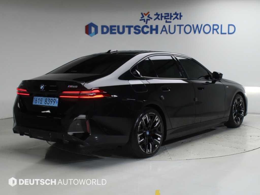 BMW i5 M60 xDrive 사진 2/20