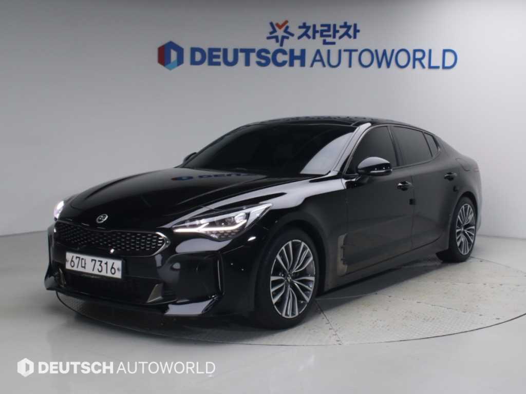 기아 스팅어 가솔린 2.0 터보 AWD 플래티넘 사진