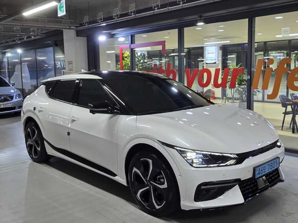 기아 EV6 롱레인지 AWD GT Line 사진 2/20