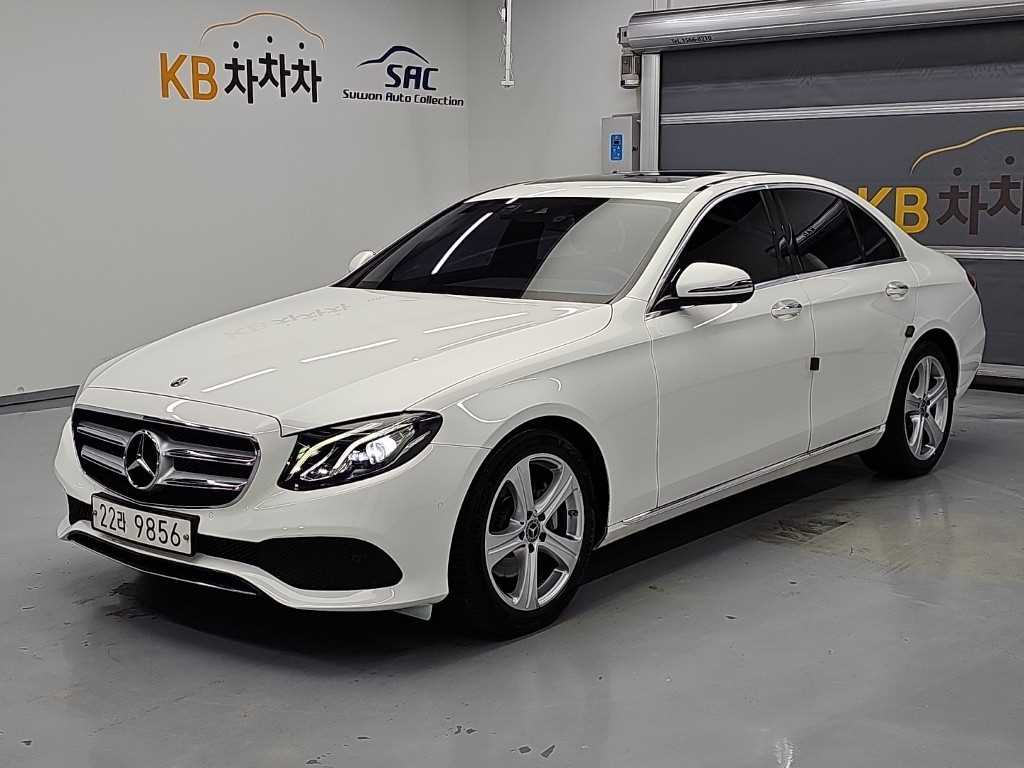 벤츠 E 클래스 E200 아방가르드 사진
