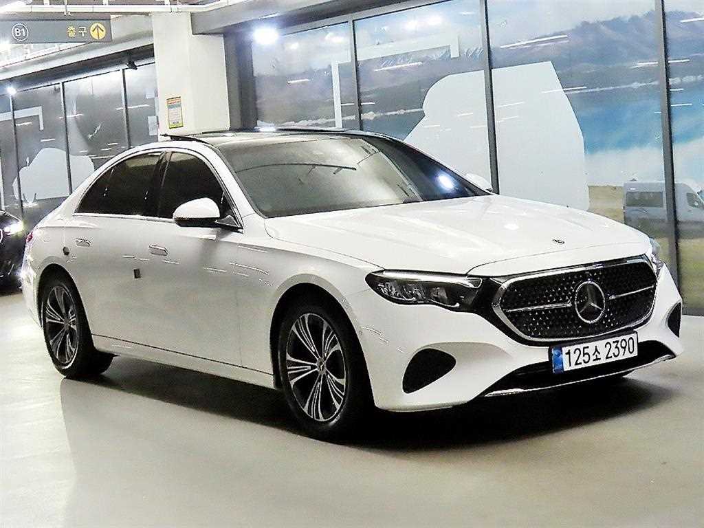 벤츠 E 클래스 E200 아방가르드 사진