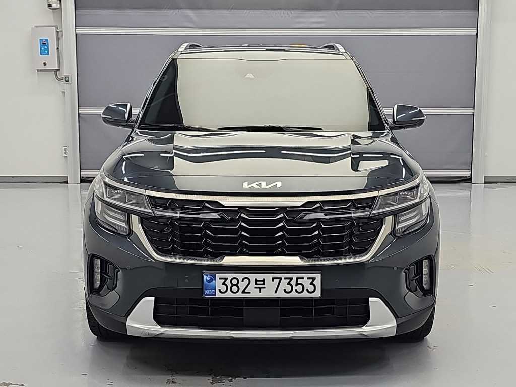 기아 셀토스 가솔린 1.6 터보 2WD 시그니처 사진 2/20