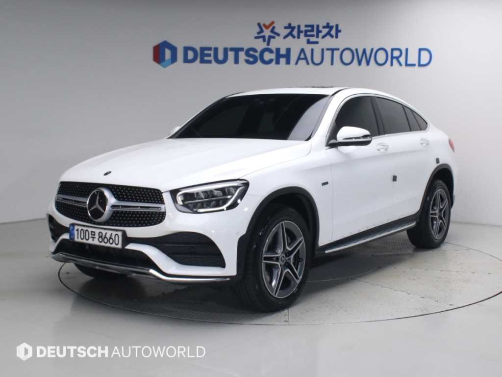 벤츠 GLC 클래스 GLC 300 e 4MATIC 쿠페 사진