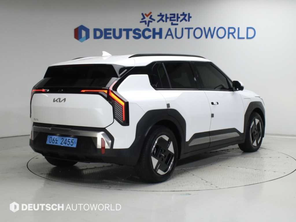 기아 EV3 롱레인지 2WD 어스 사진 2/20