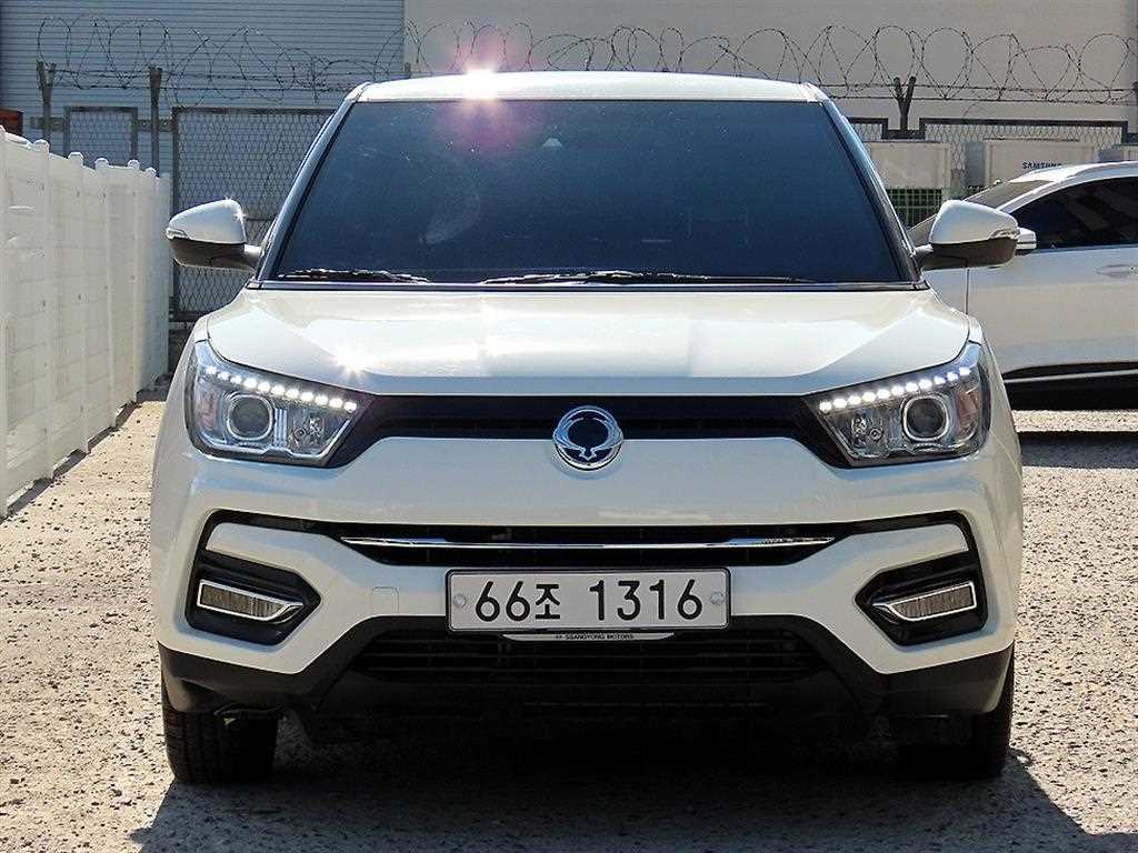 KGM 티볼리 2WD 가솔린 기어 에디션 사진