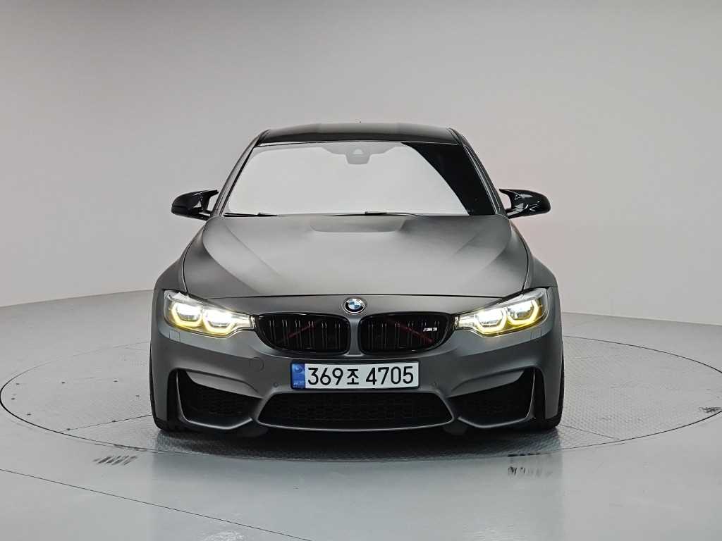 BMW 3시리즈 M3 세단 컴패티션 사진 2/20