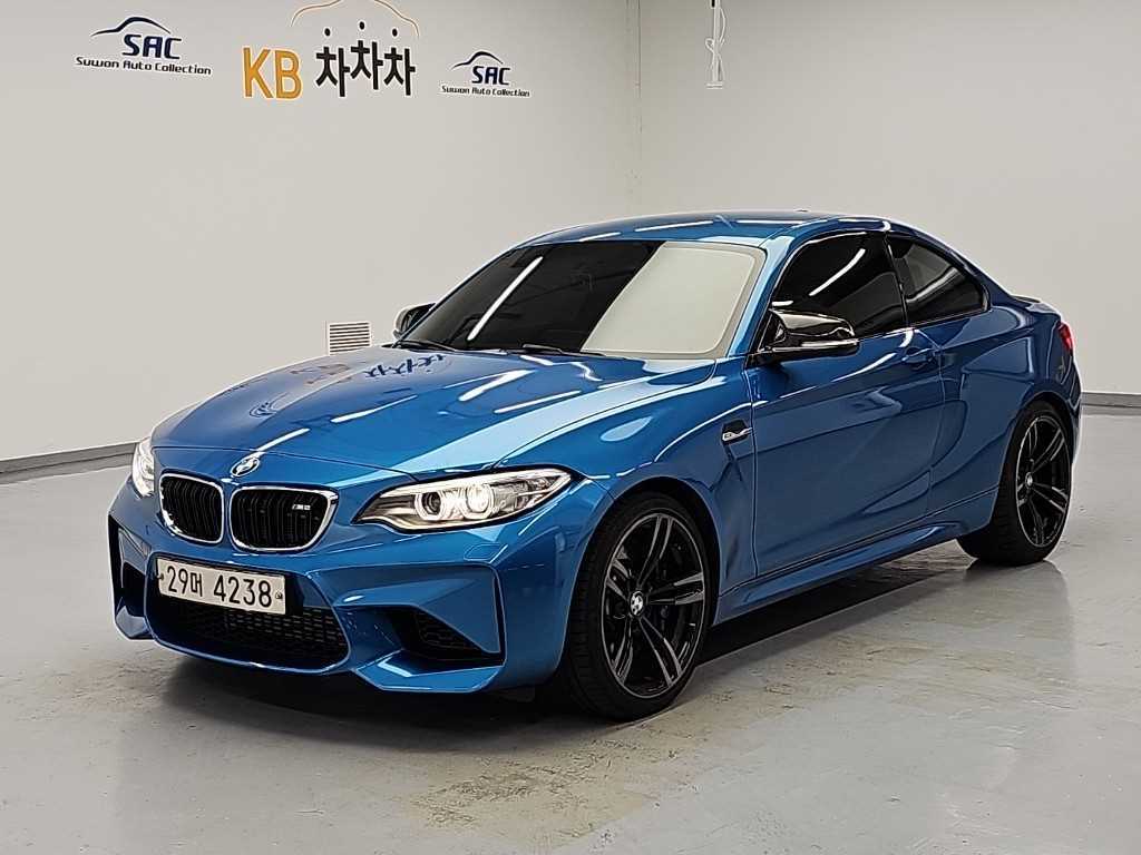 BMW 2시리즈 쿠페 M 퍼포먼스 스티어링 휠 에디션 사진 2/19
