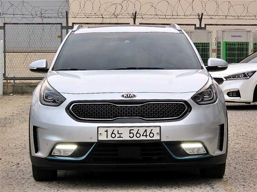기아 니로 1.6 GDI 노블래스 사진