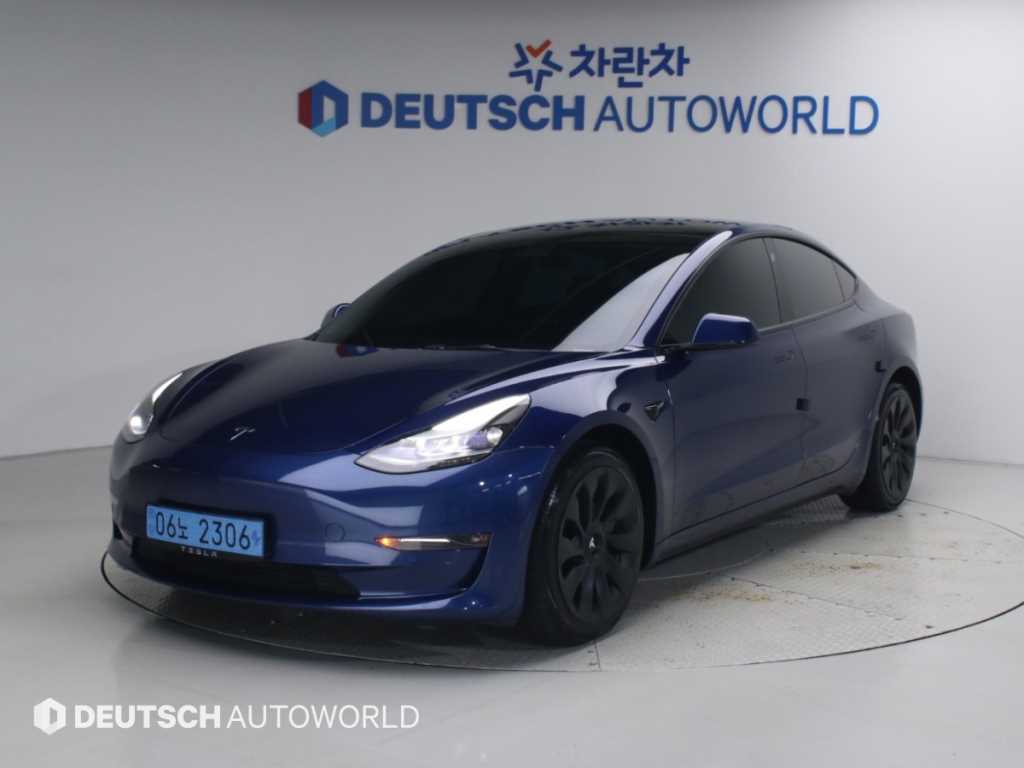 테슬라 모델 3 롱 레인지 사진