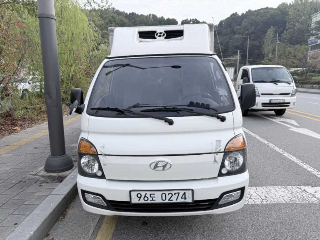 현대 포터2 1톤 냉동탑 - 중고 트럭 매물 이미지