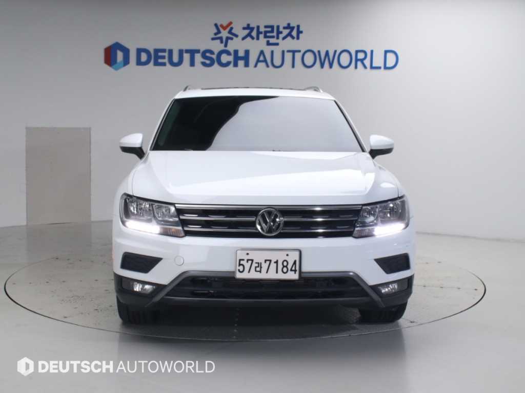 폭스바겐 티구안 2.0 TSI 4모션 사진
