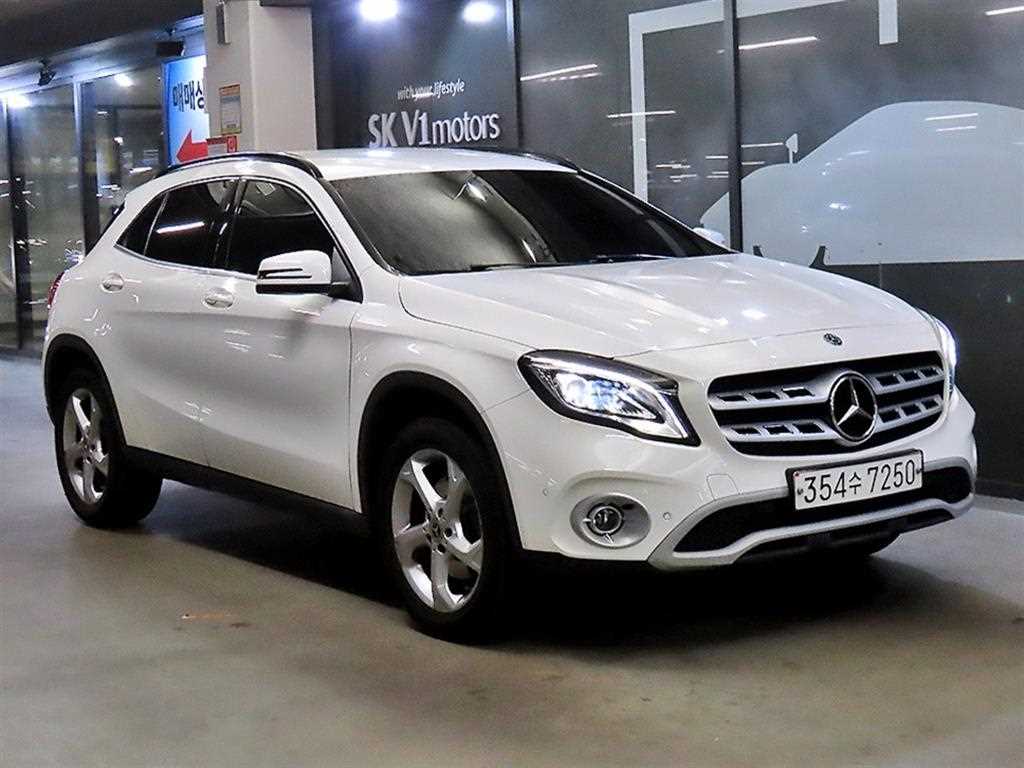 벤츠 GLA 클래스 GLA220 사진