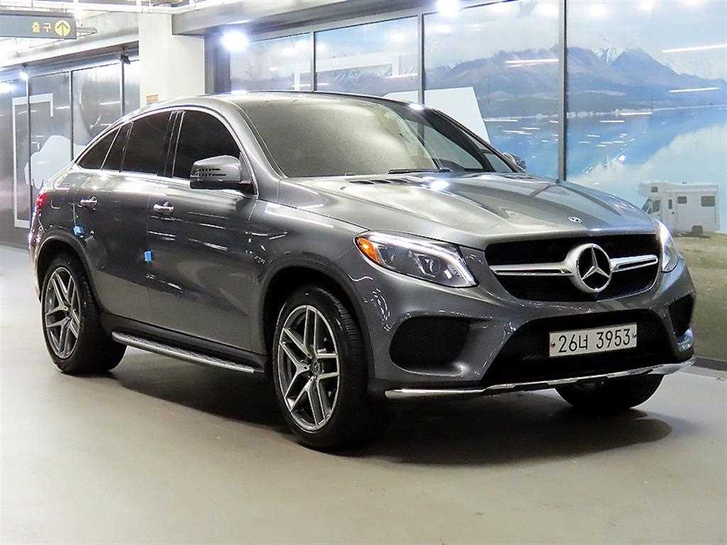 벤츠 GLE 클래스 GLE 350 d 4MATIC 쿠페 사진