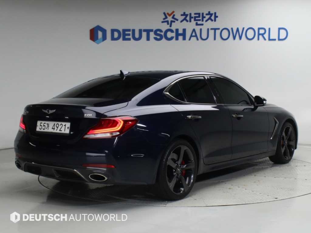 제네시스 G70 2.0T 스포츠 패키지 사진 2/20