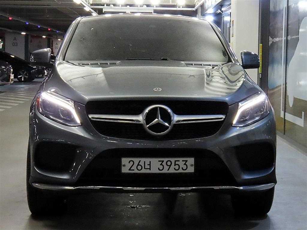 벤츠 GLE 클래스 GLE 350 d 4MATIC 쿠페 사진 2/20