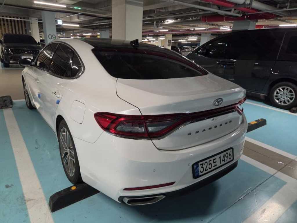 현대 그랜저 3.0 LPI 모던(렌터카) 사진 2/10