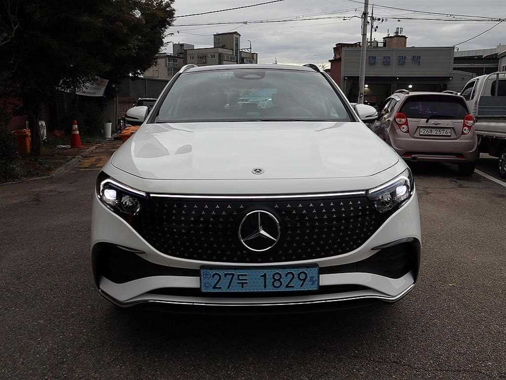 벤츠 EQA 250 AMG 라인 사진