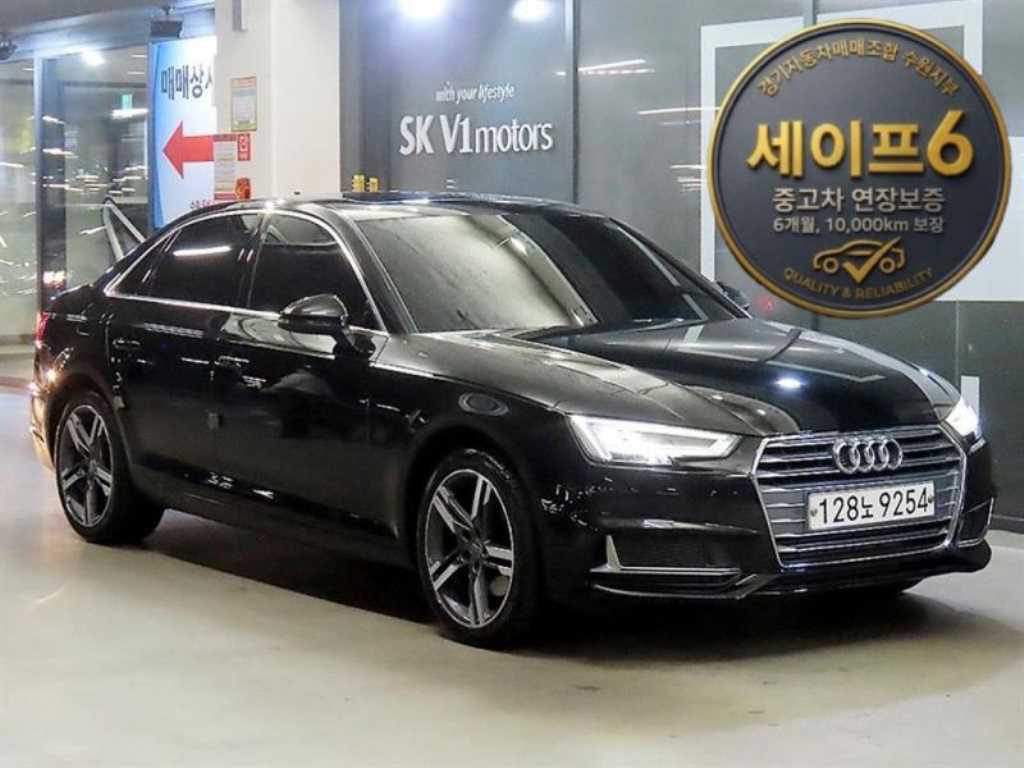 아우디 A4 40 TFSI 프리미엄 사진