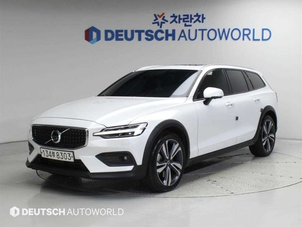 볼보 V60 2.0 T5 프로 AWD 사진 2/20