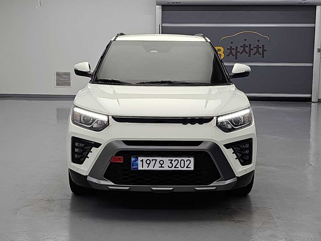 KGM 티볼리 2WD 가솔린 1.6 V3 사진 2/19