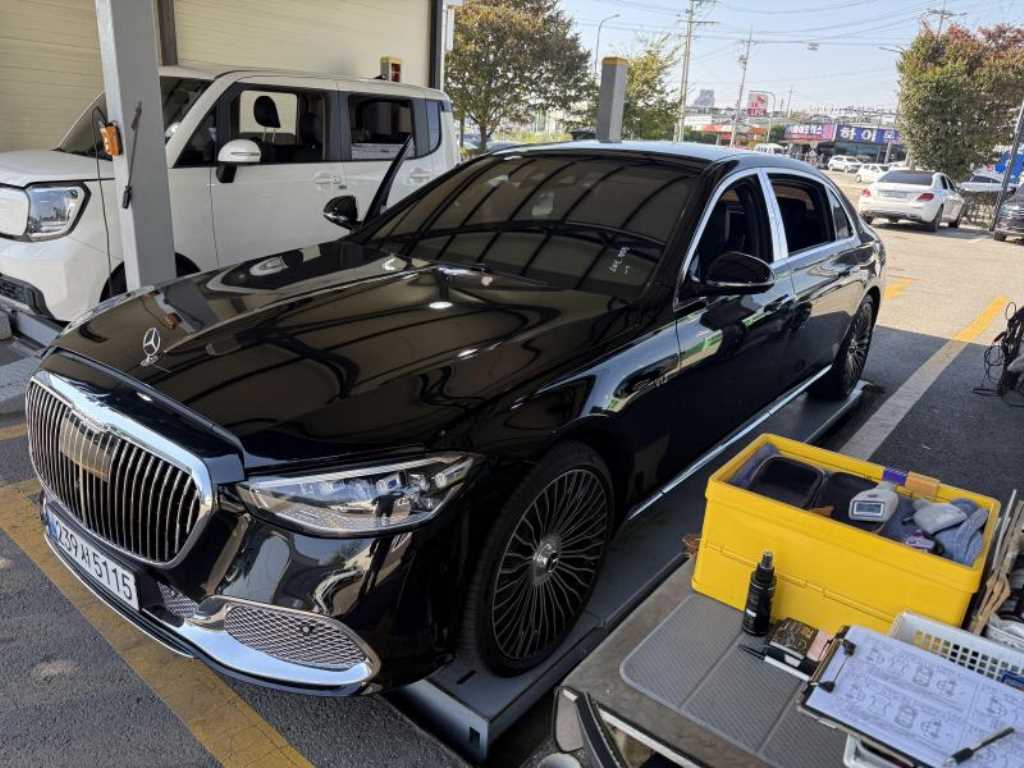 벤츠 S 클래스 마이바흐 S680 4MATIC 사진 2/8