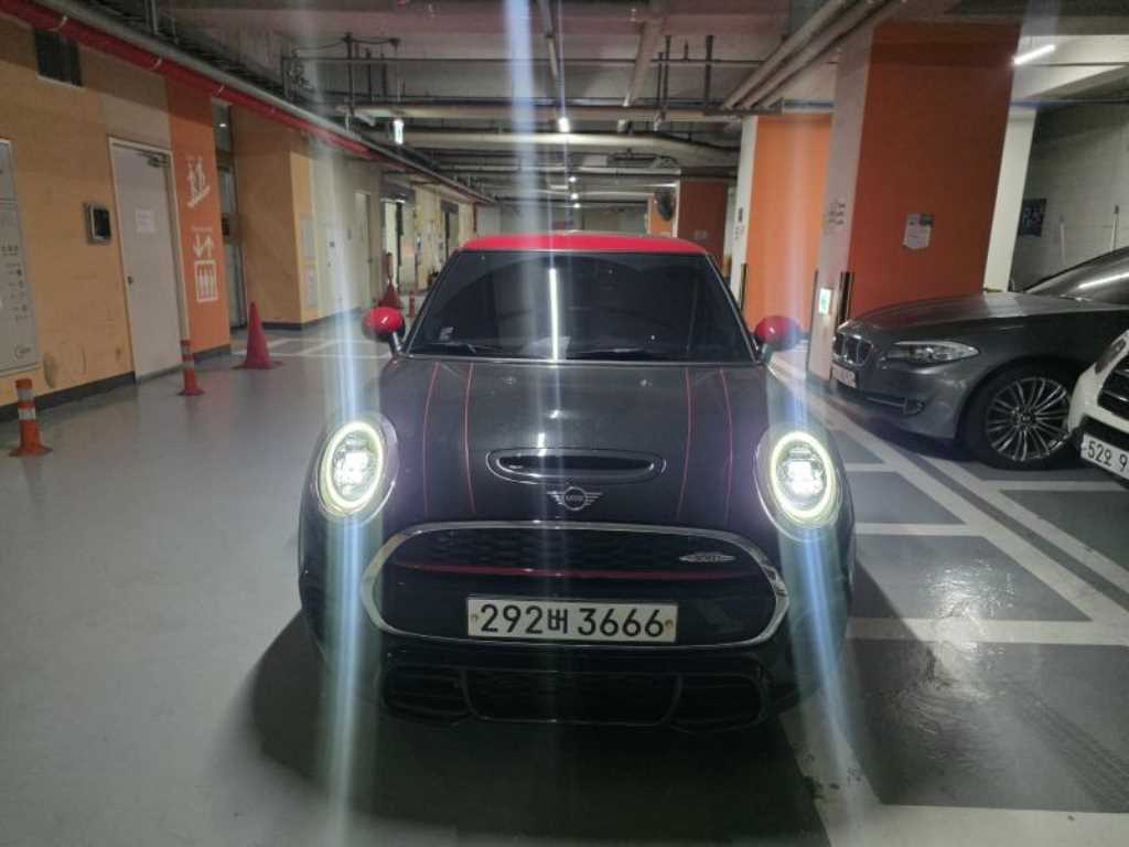 MINI 쿠퍼 JCW 사진