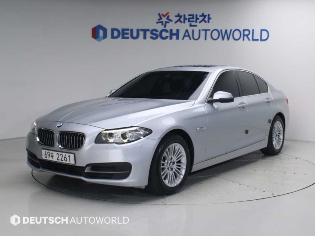 BMW 5시리즈 520d xDrive 사진