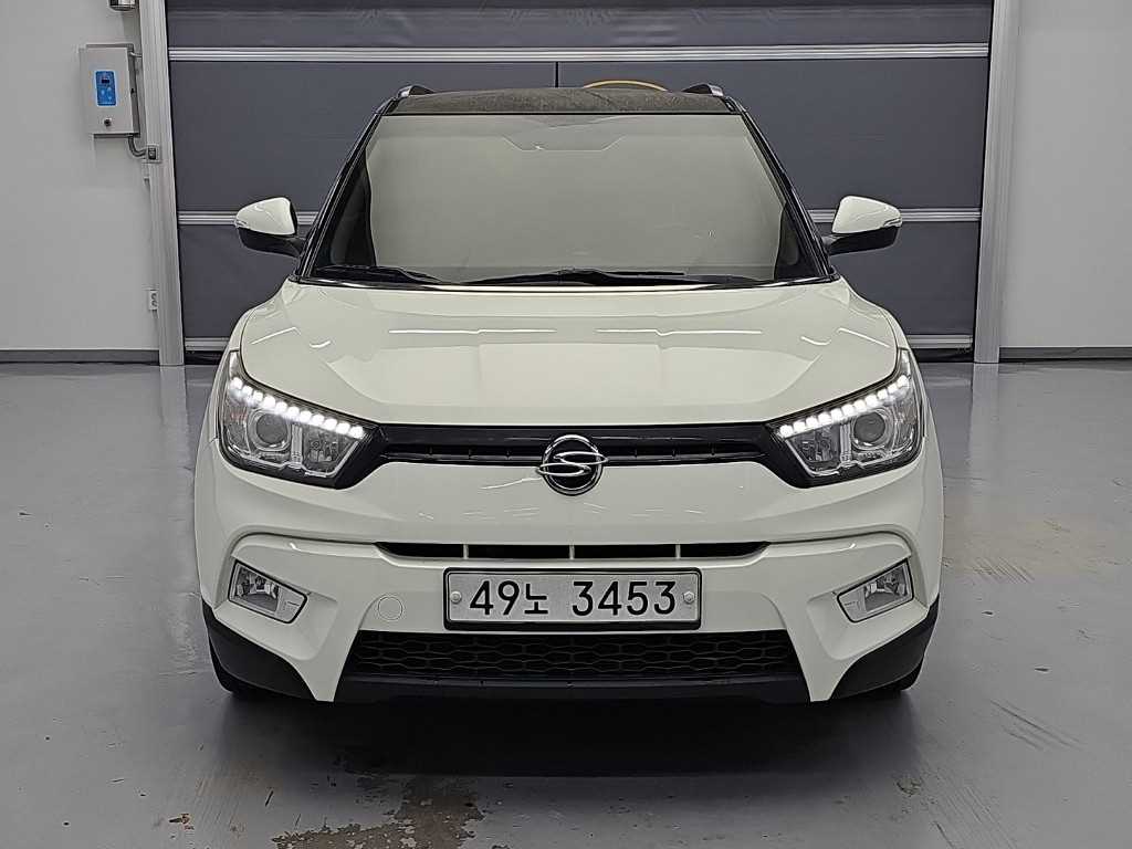 KGM 티볼리 가솔린 2WD 1.6 VX 사진 2/19