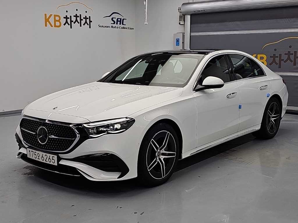 벤츠 E 클래스 E300 4MATIC AMG Line 사진 2/19