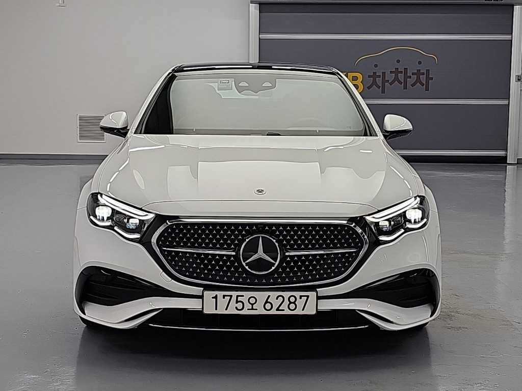 벤츠 E 클래스 E300 4MATIC AMG Line 사진