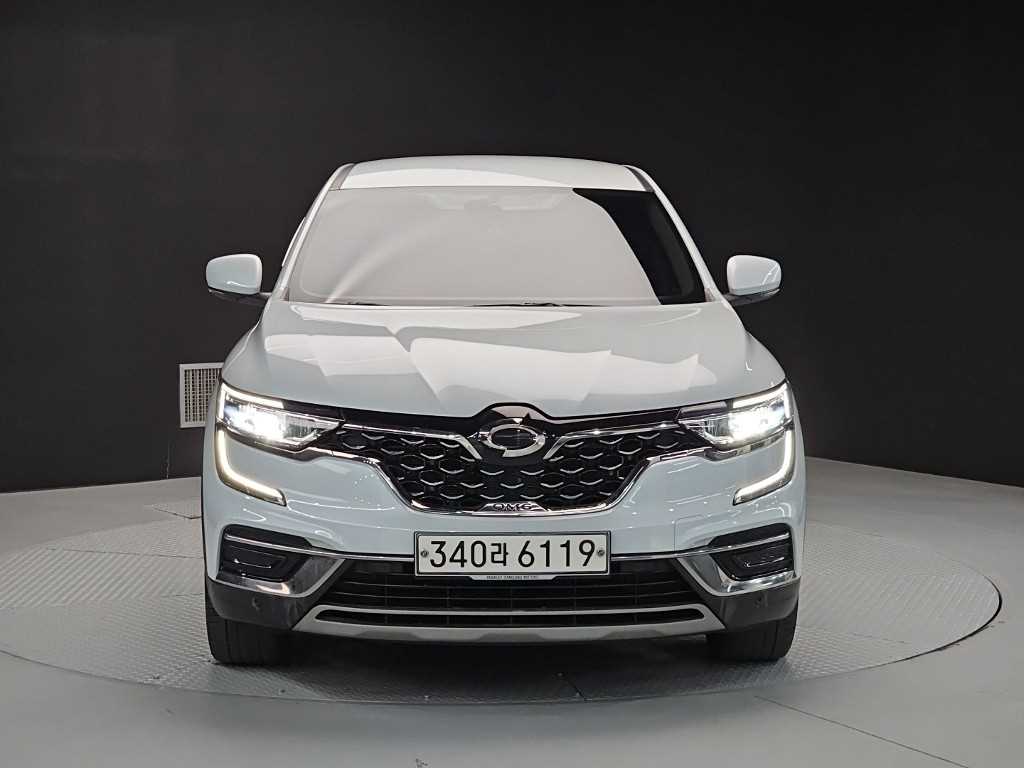 르노코리아 QM6 2.0 LPe LE 2WD 사진 2/18
