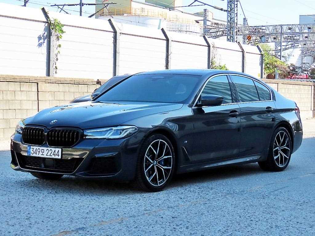BMW 5시리즈 530i M 스포츠 사진 2/20