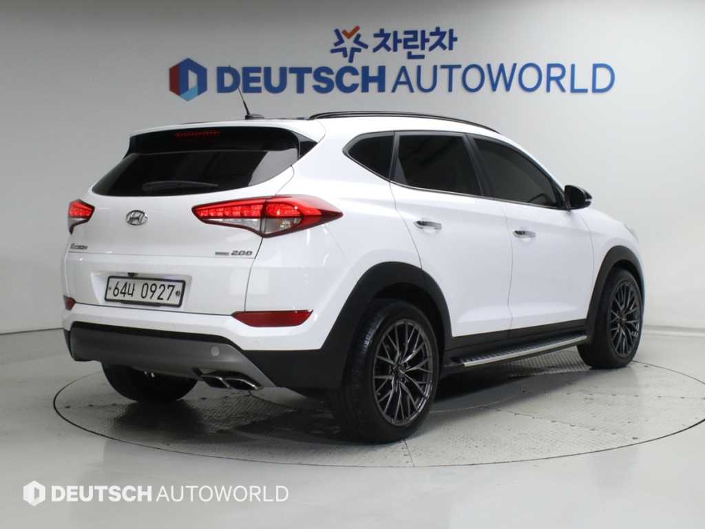 현대 투싼 디젤 2.0 2WD 모던 사진 2/20