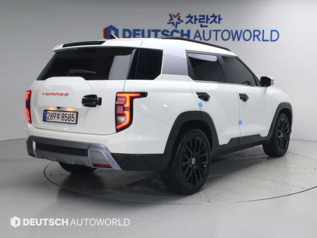 KGM 토레스 1.5 GDI-T 2WD T5 사진 2/20