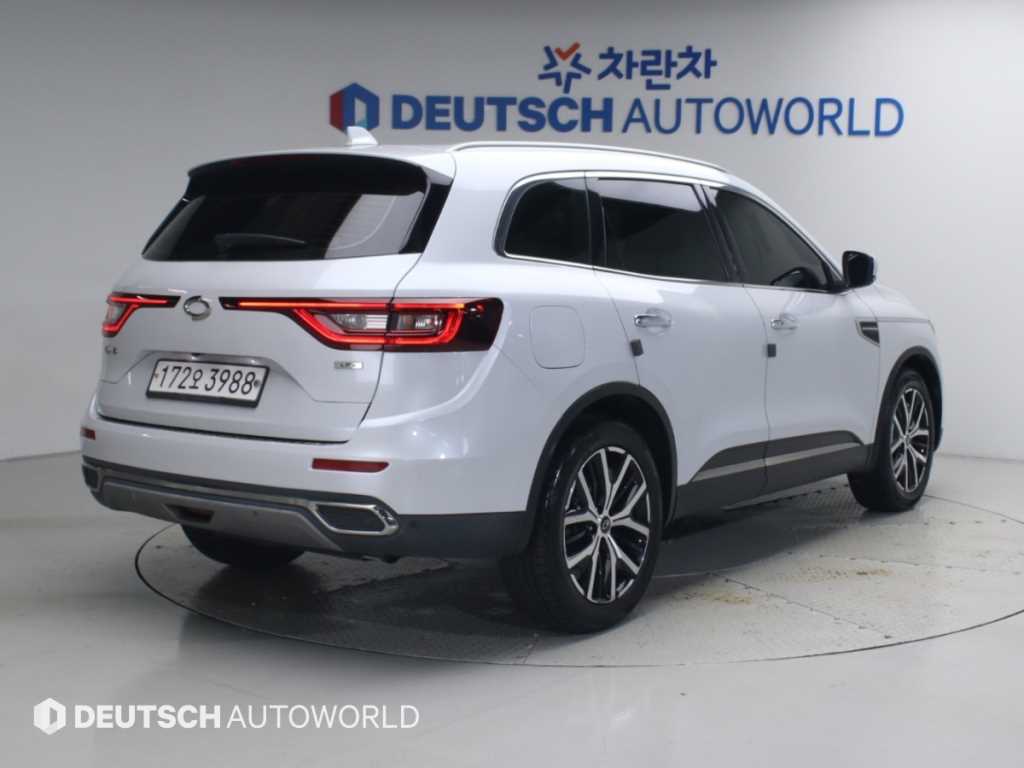 르노코리아 QM6 2.0 LPe RE 시그니처 2WD 사진 2/20
