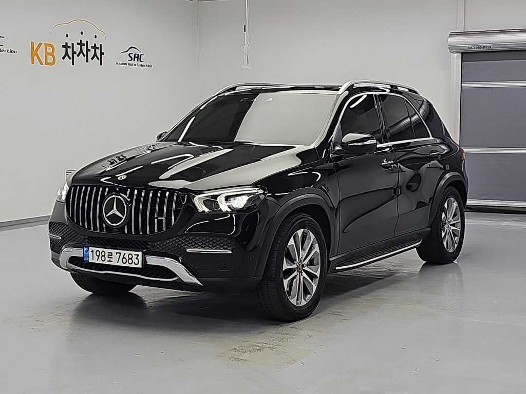 벤츠 GLE 클래스 GLE 300d 4MATIC 사진