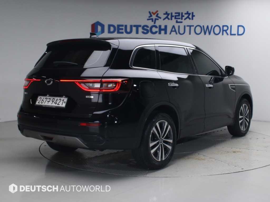 르노코리아 QM6 2.0 LPe LE 2WD 사진 2/20
