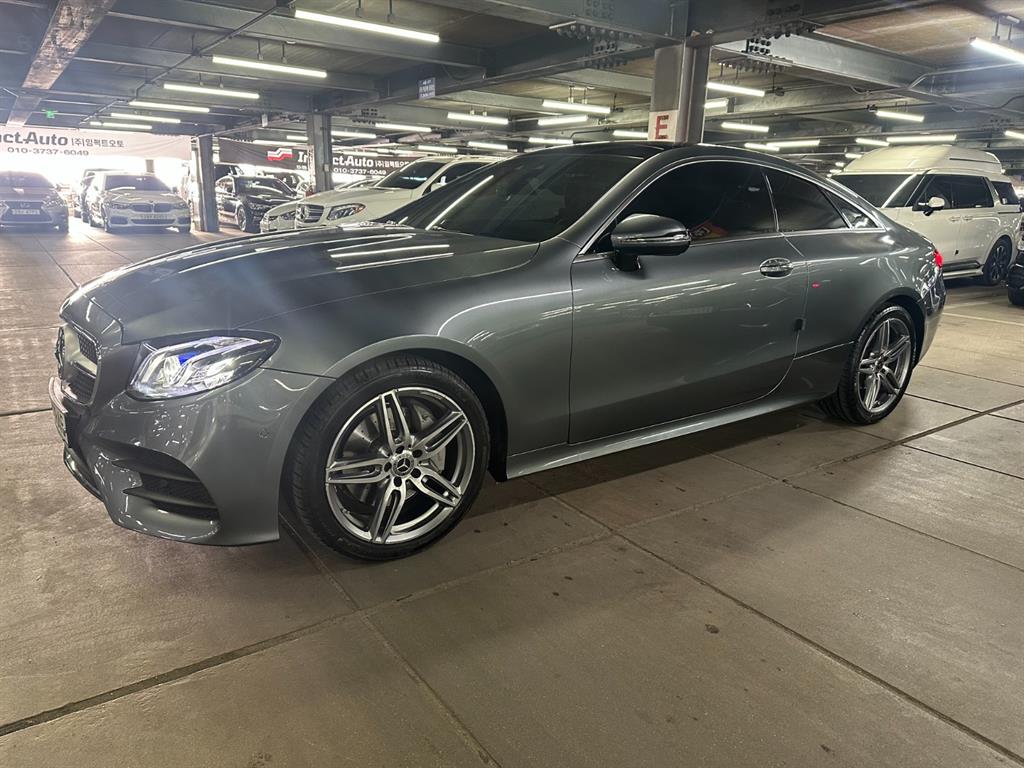 Mercedes-Benz E-Class E220d Coupe 3